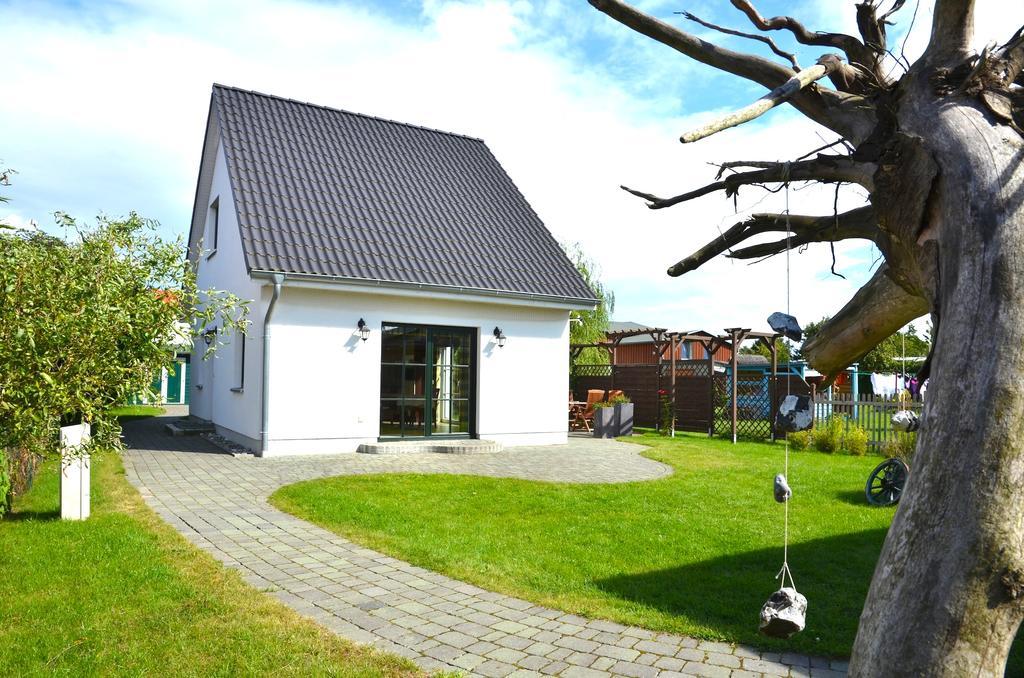 Ferienhaus Luett Eiland Polchow ภายนอก รูปภาพ
